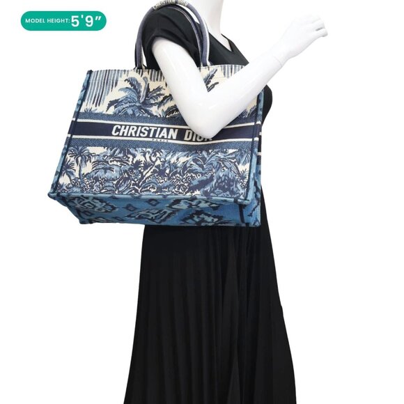 Christian Dior  Book Large Dioriviera Toile De Jouy Tote Bag Blue - Picture 2 of 12